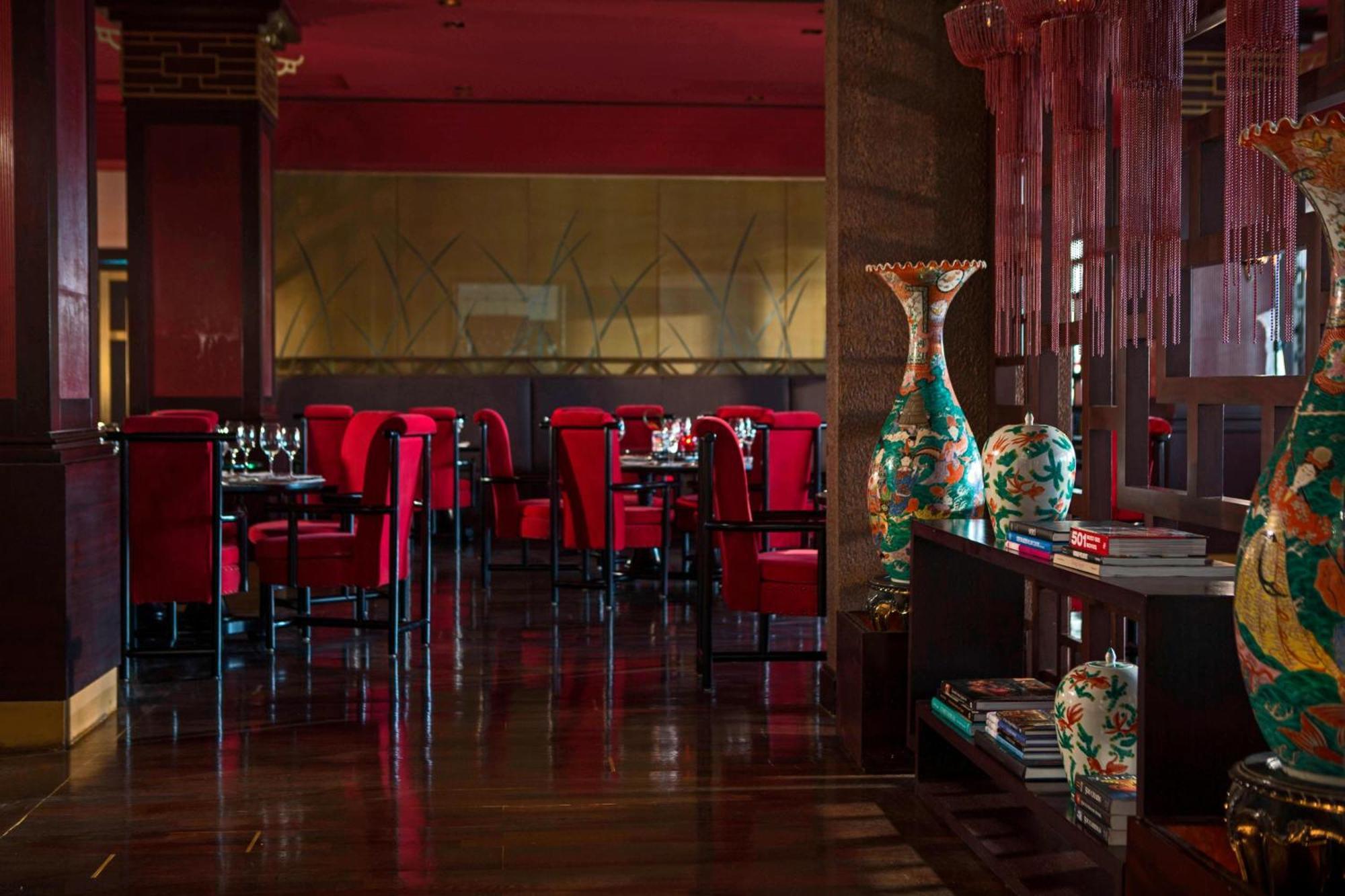 Renaissance Cairo Mirage City Hotel Kültér fotó Interior of the restaurant