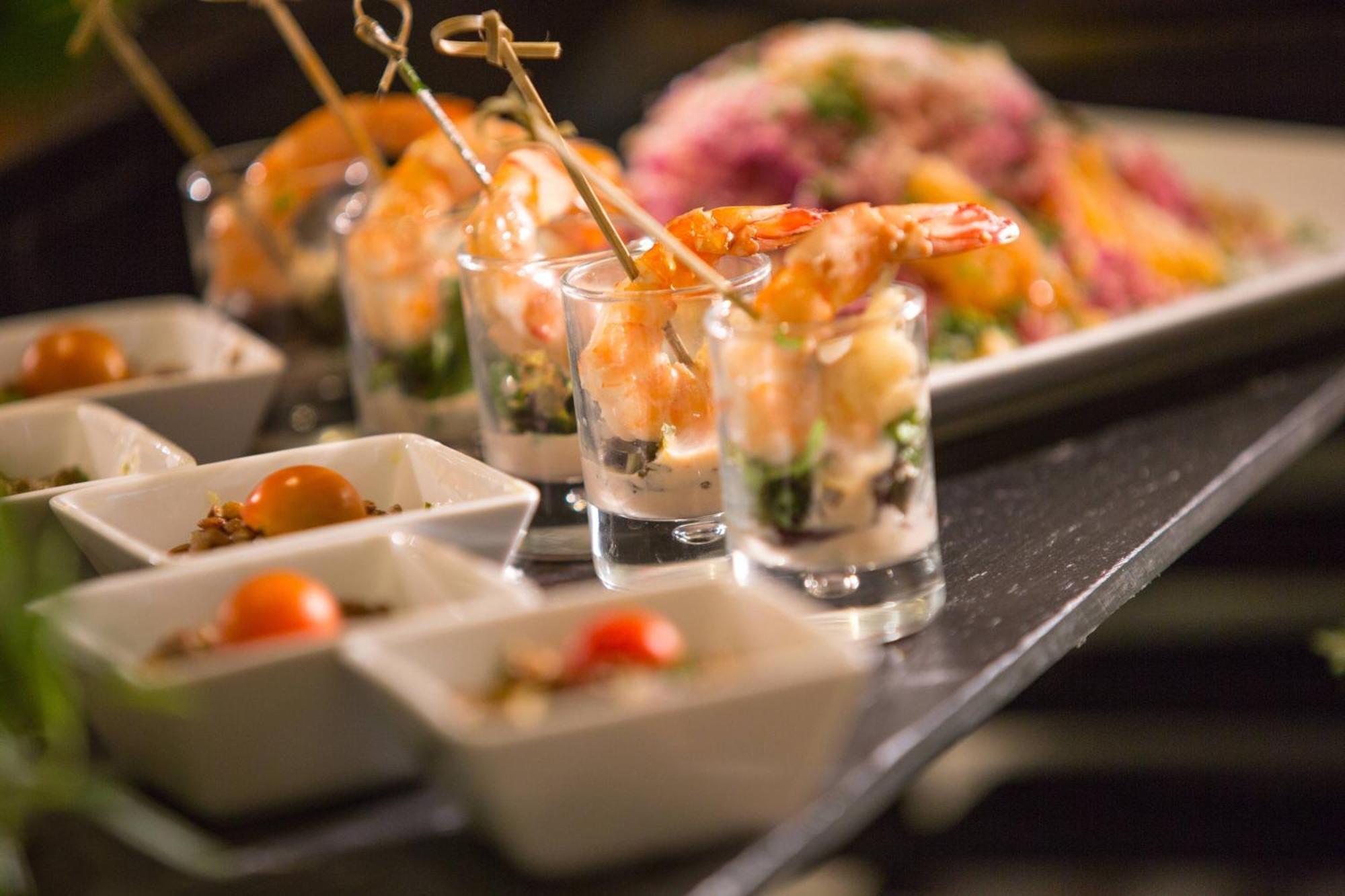 Renaissance Cairo Mirage City Hotel Kültér fotó Canapés